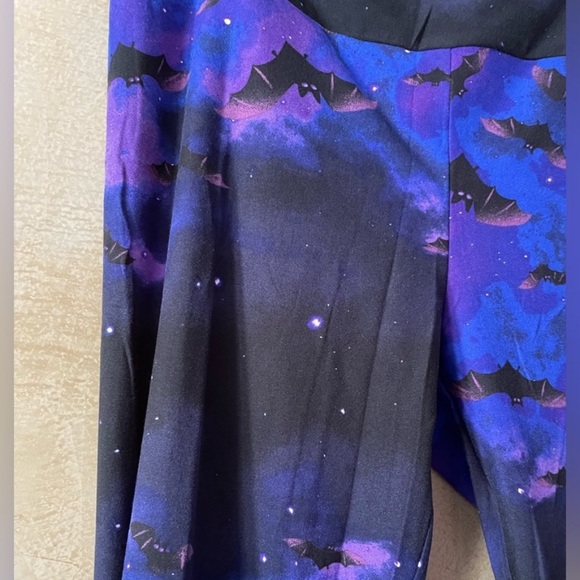 Leggings- Medium Bats Ladies Leggings. NWT. Black and purple. - Picture 9 of 9